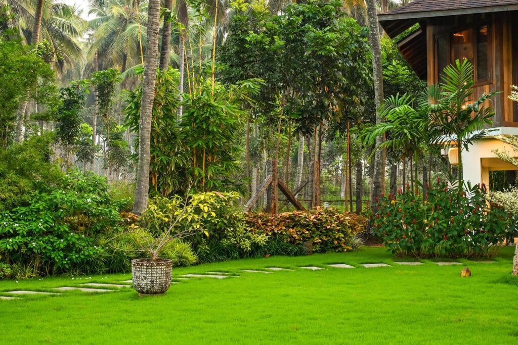 Villa Woods & Palms Pollachi Ngoại thất bức ảnh